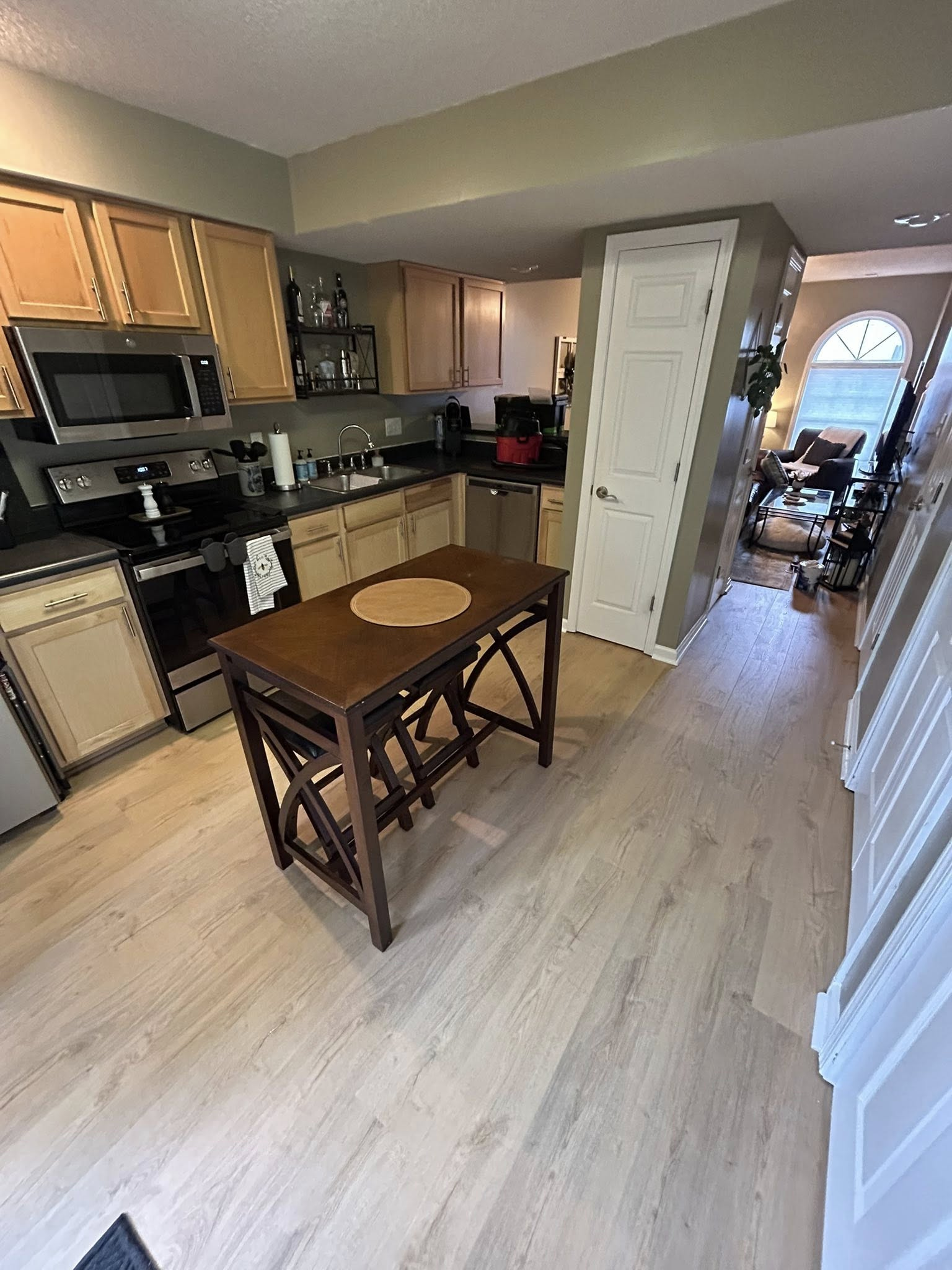 Kitchen Remodeler